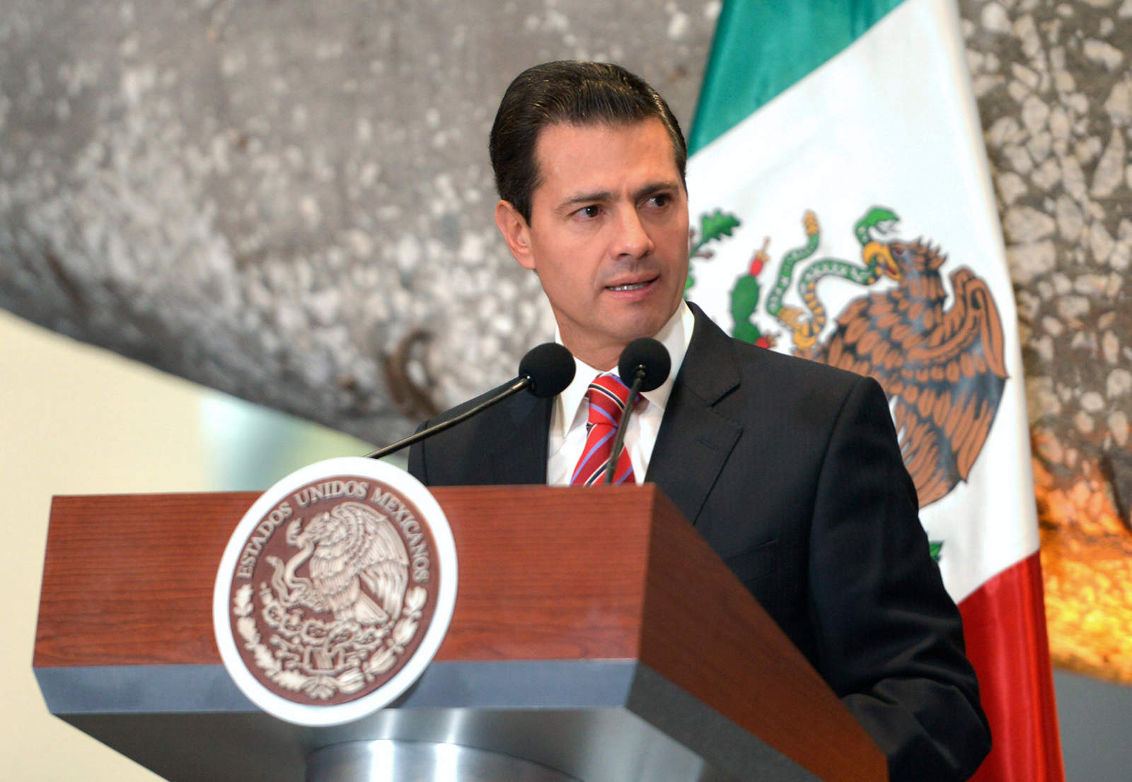 Peña Nieto asistirá a la Cumbre Iberaomericana en Guatemala. Noticias en tiempo real