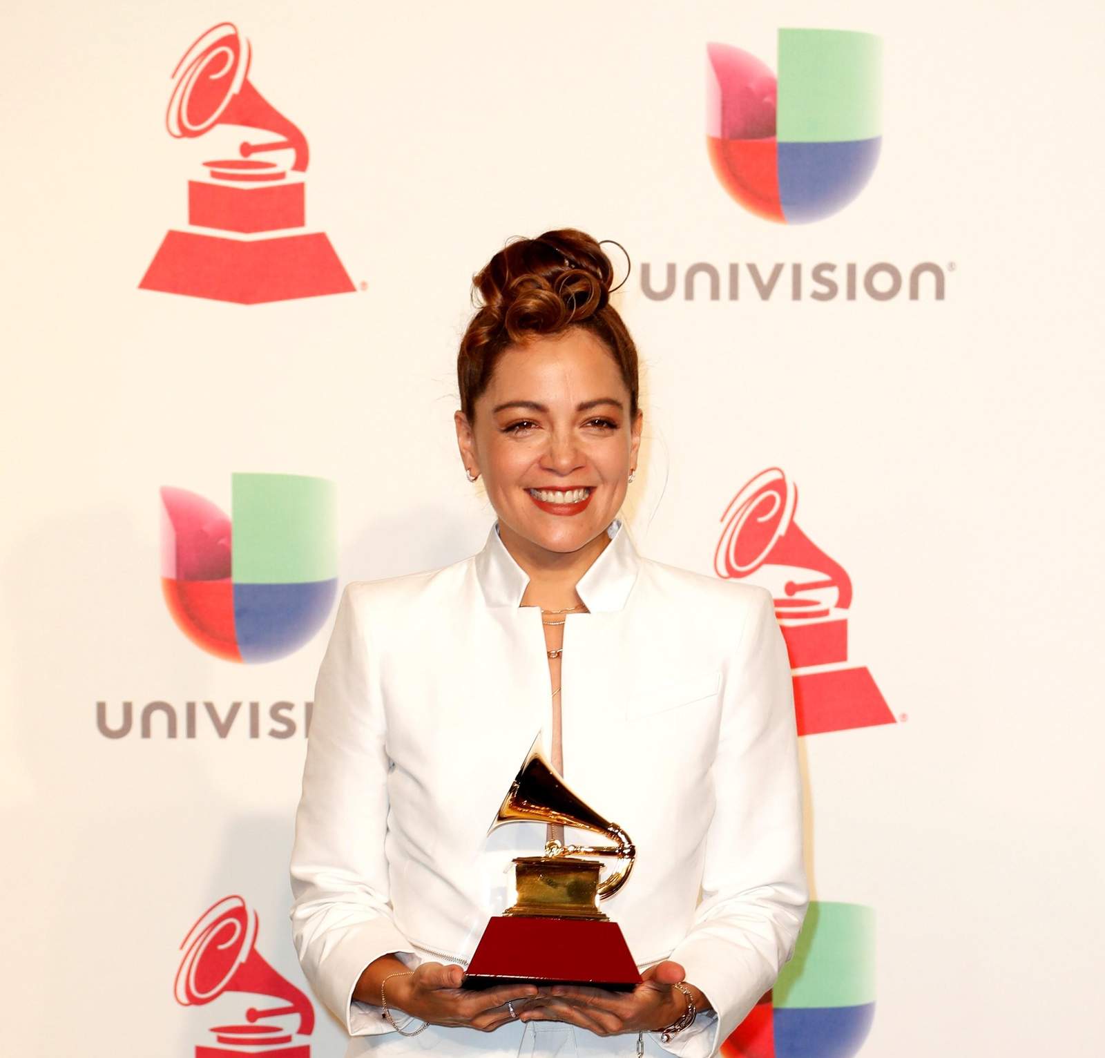 Se viraliza reacción de Natalia Lafourcade ante Grammy de Maluma. Noticias en tiempo real