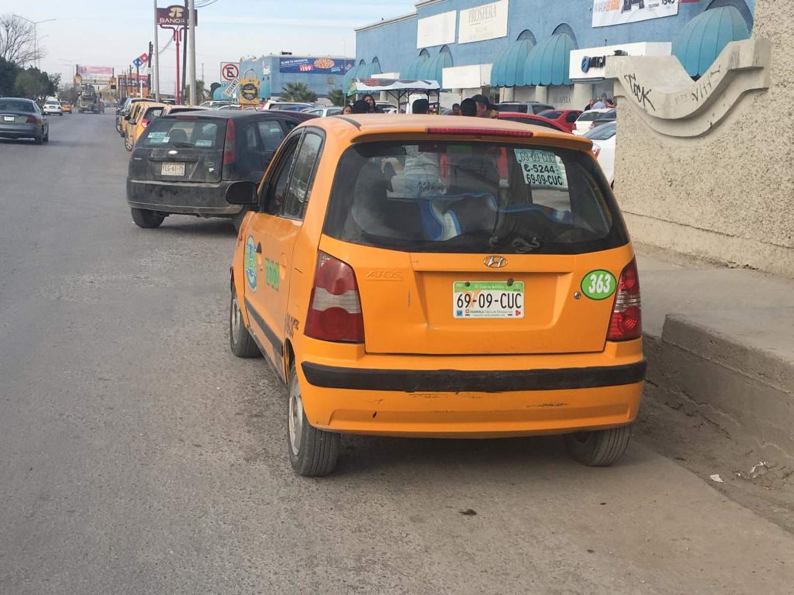Fallece hombre dentro de un taxi en Torreón. Noticias en tiempo real