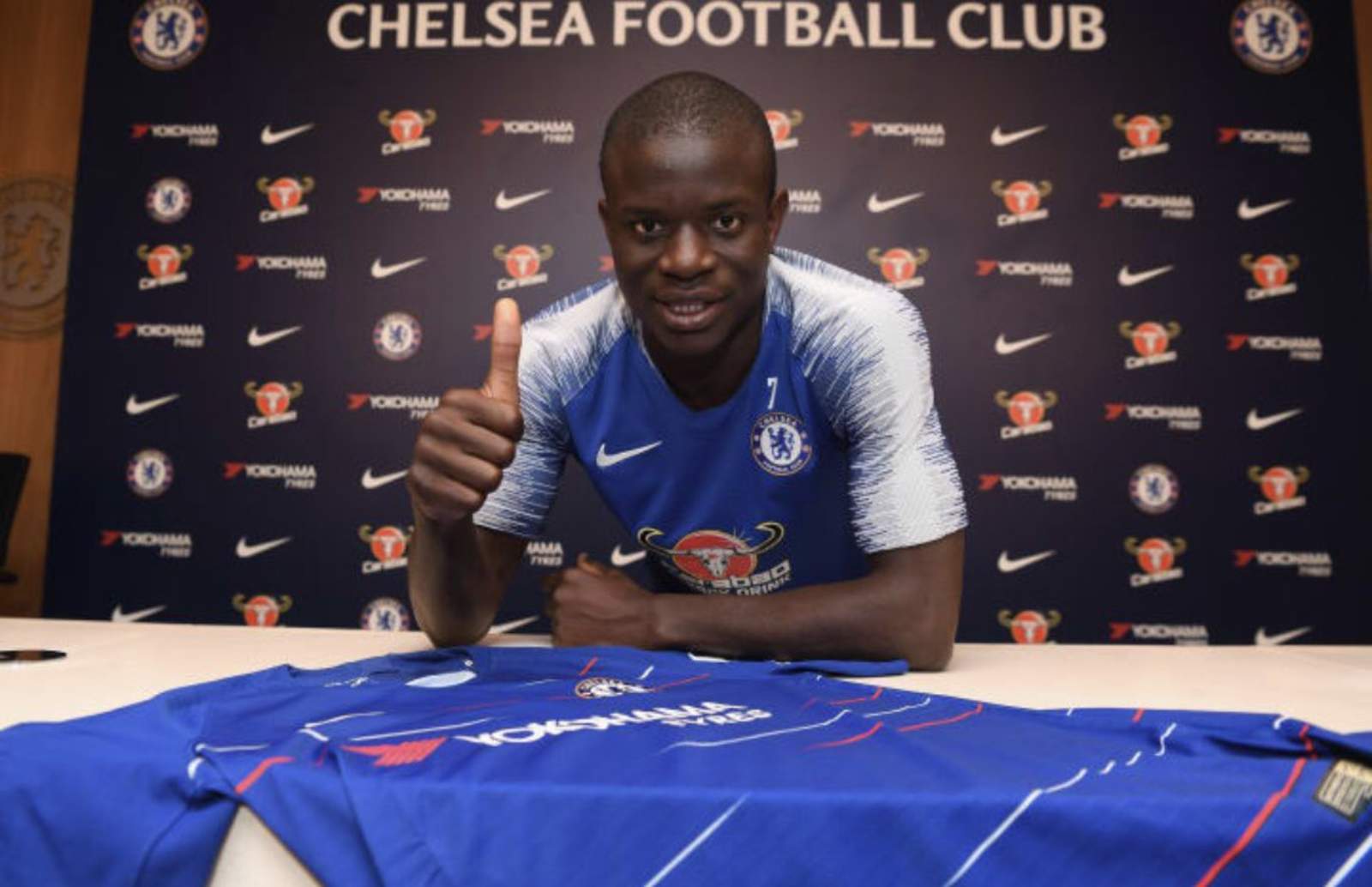 Kanté renueva con Chelsea hasta 2023. Noticias en tiempo real
