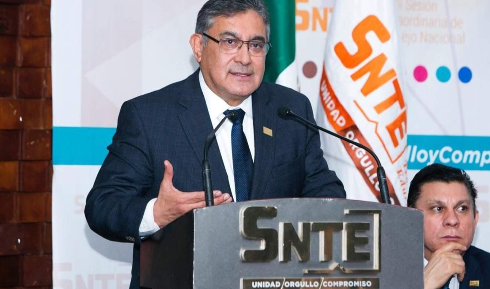 ¿Quién es el coahuilense Alfonso Cepeda, nuevo dirigente del SNTE?. Noticias en tiempo real