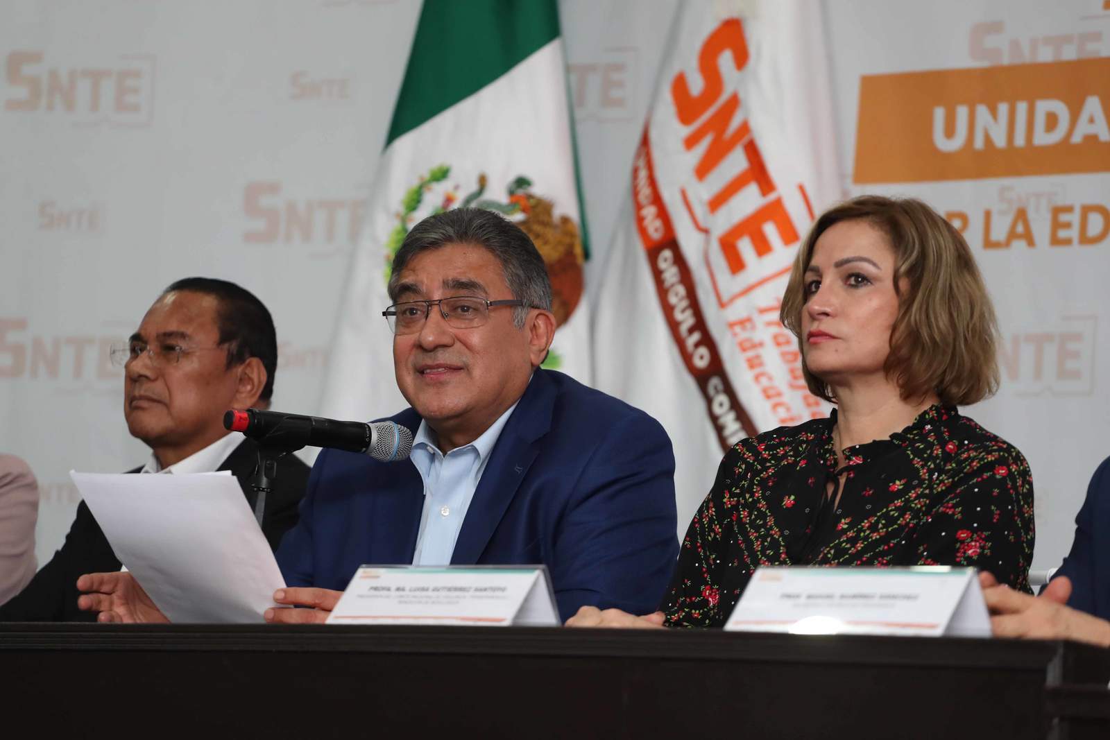 Desconocen maestros a Alfonso Cepeda como dirigente del SNTE. Noticias en tiempo real