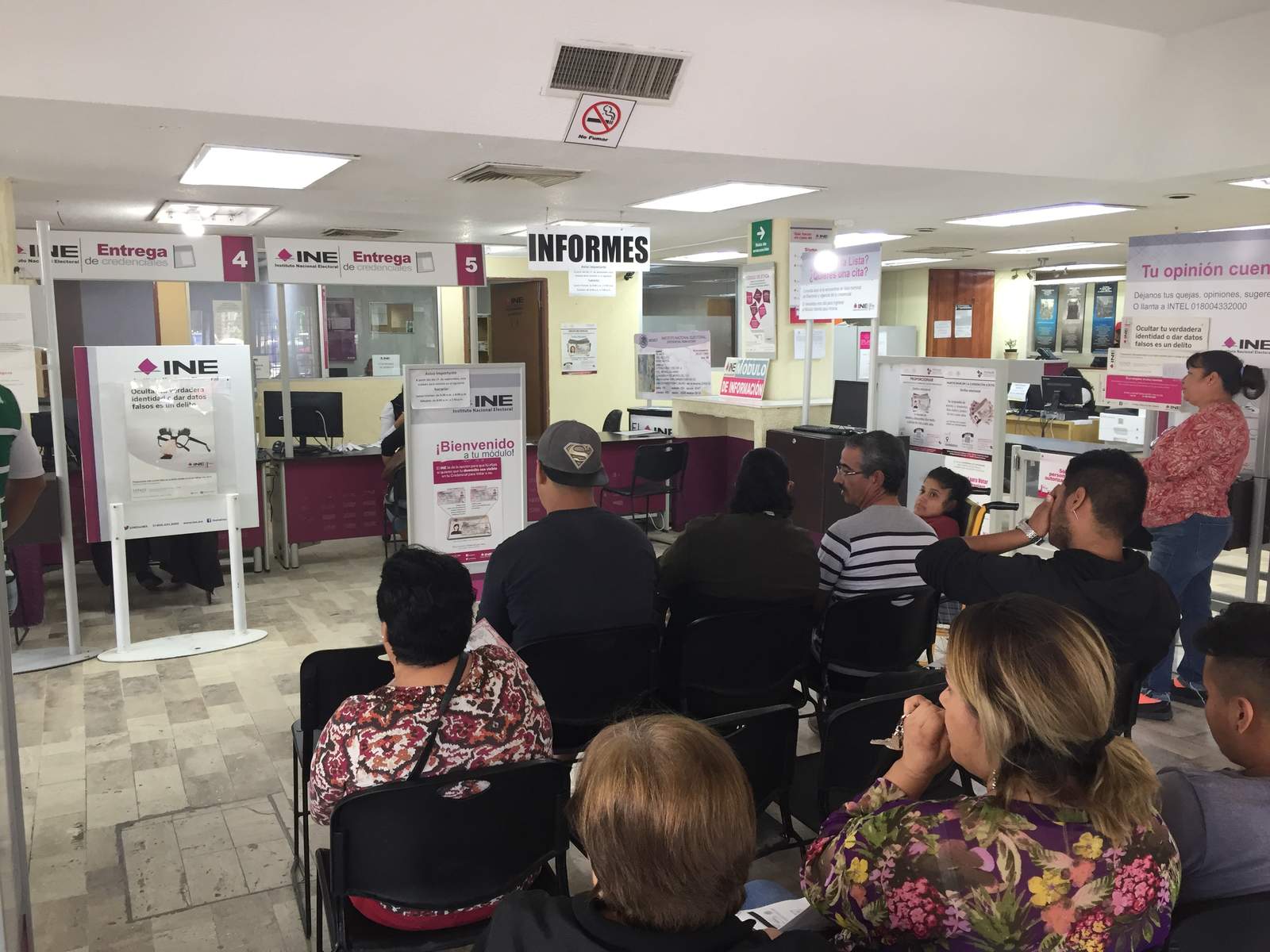 Falta renovar 18 mil credenciales del INE en Torreón. Noticias en tiempo real