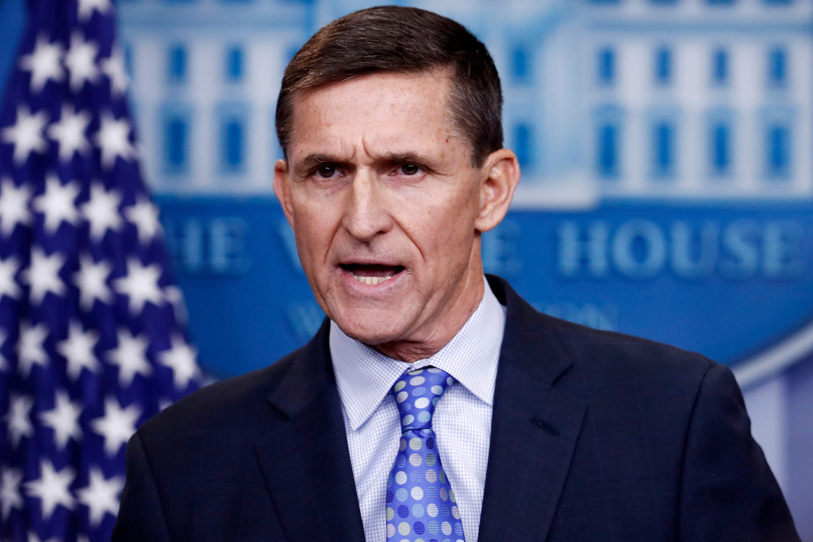 Fiscal de trama rusa premia a Flynn por colaboración; no pide cárcel. Noticias en tiempo real