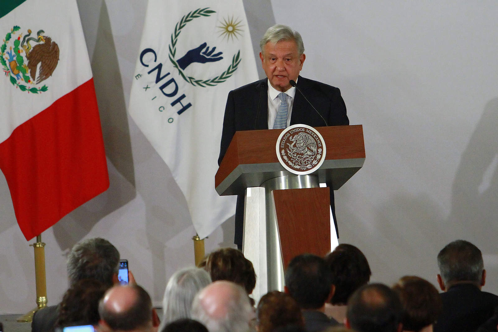 Habrá respeto a derechos humanos y entre poderes: AMLO. Noticias en tiempo real