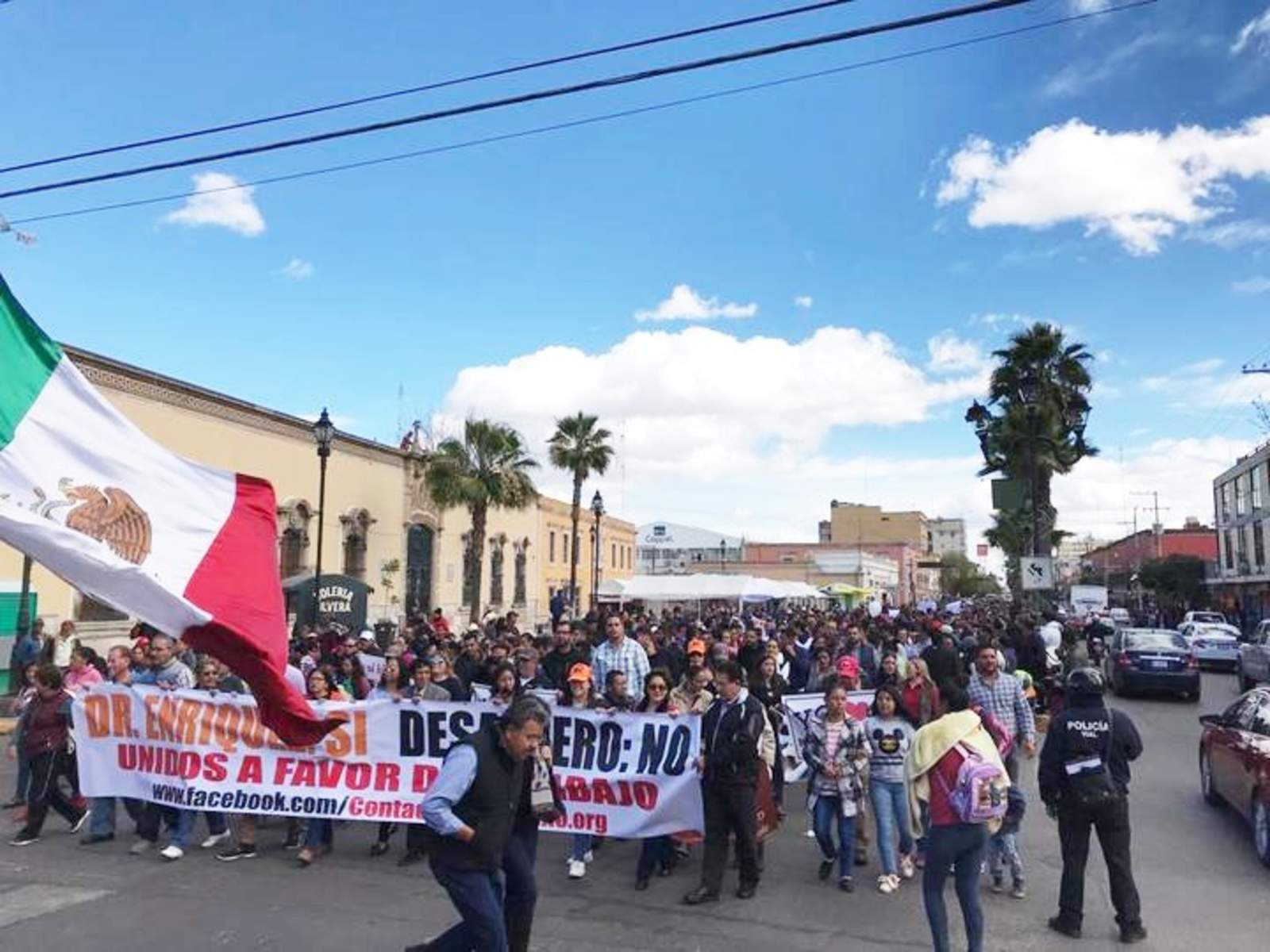Marchan en apoyo a alcalde de Durango. Noticias en tiempo real