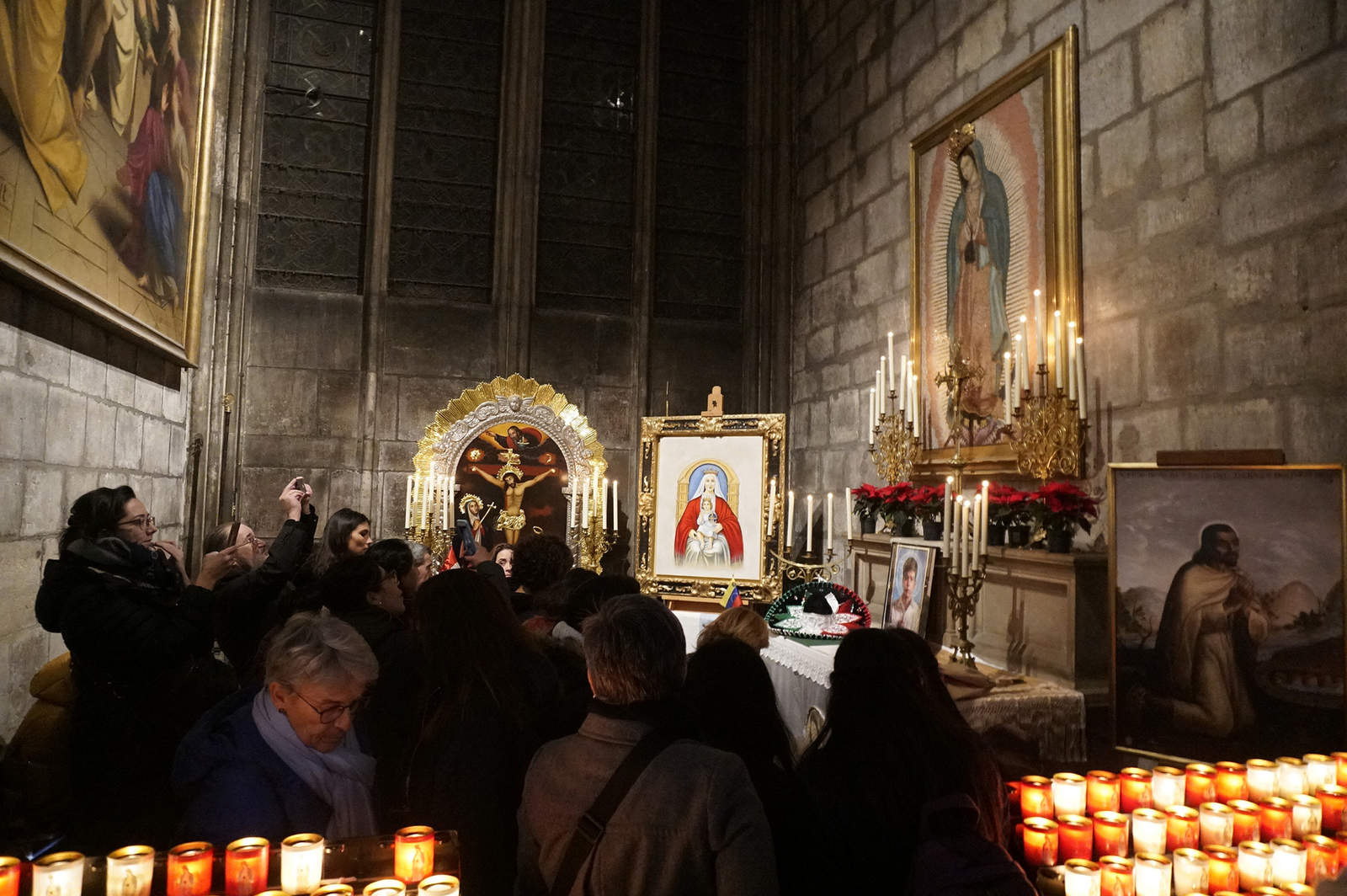 Misa por la Guadalupana en Notre Dame pide por indígenas mexicanos. Noticias en tiempo real