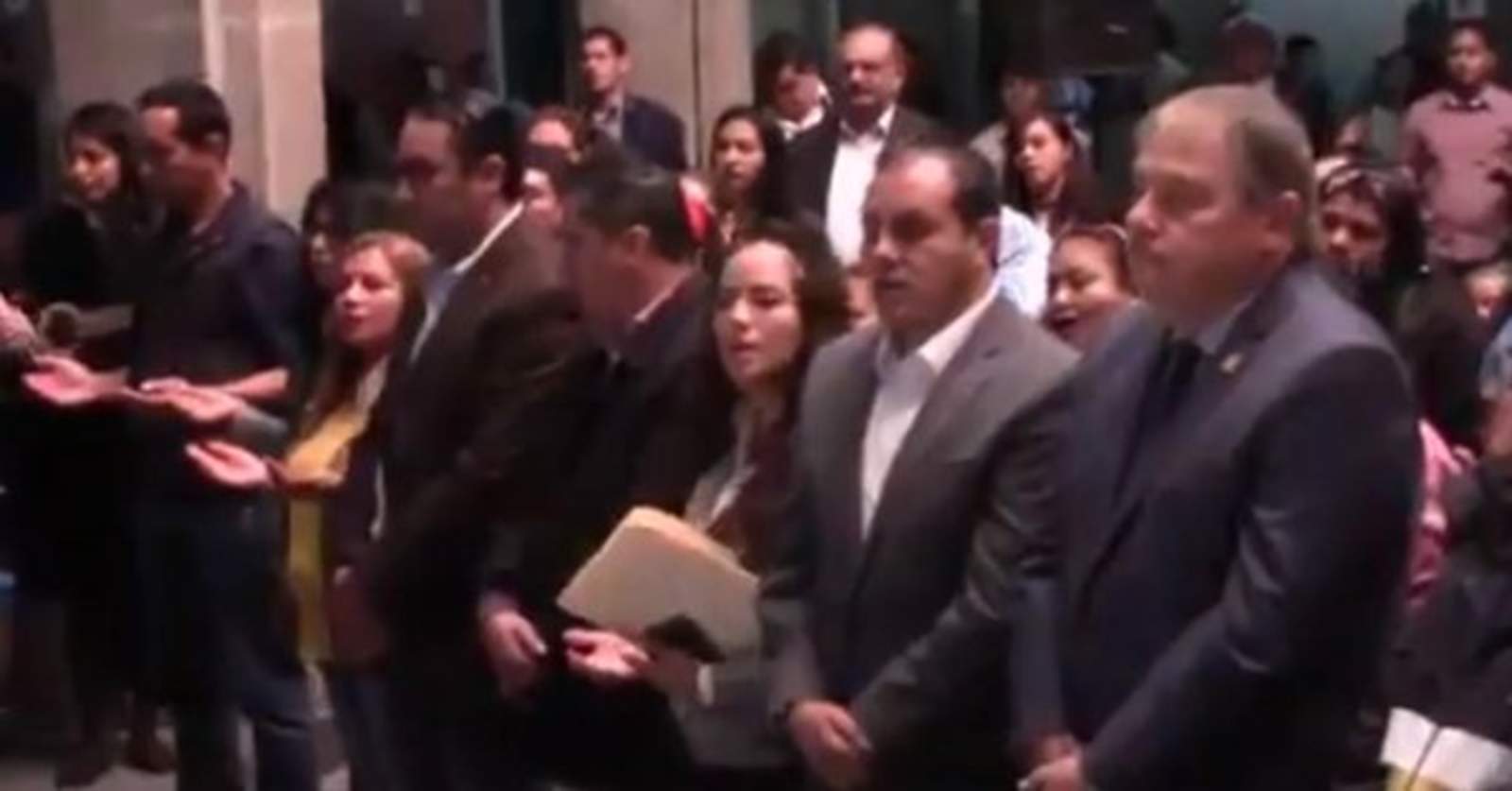 Critican a Cuauhtémoc Blanco por misa en Palacio de Gobierno. Noticias en tiempo real