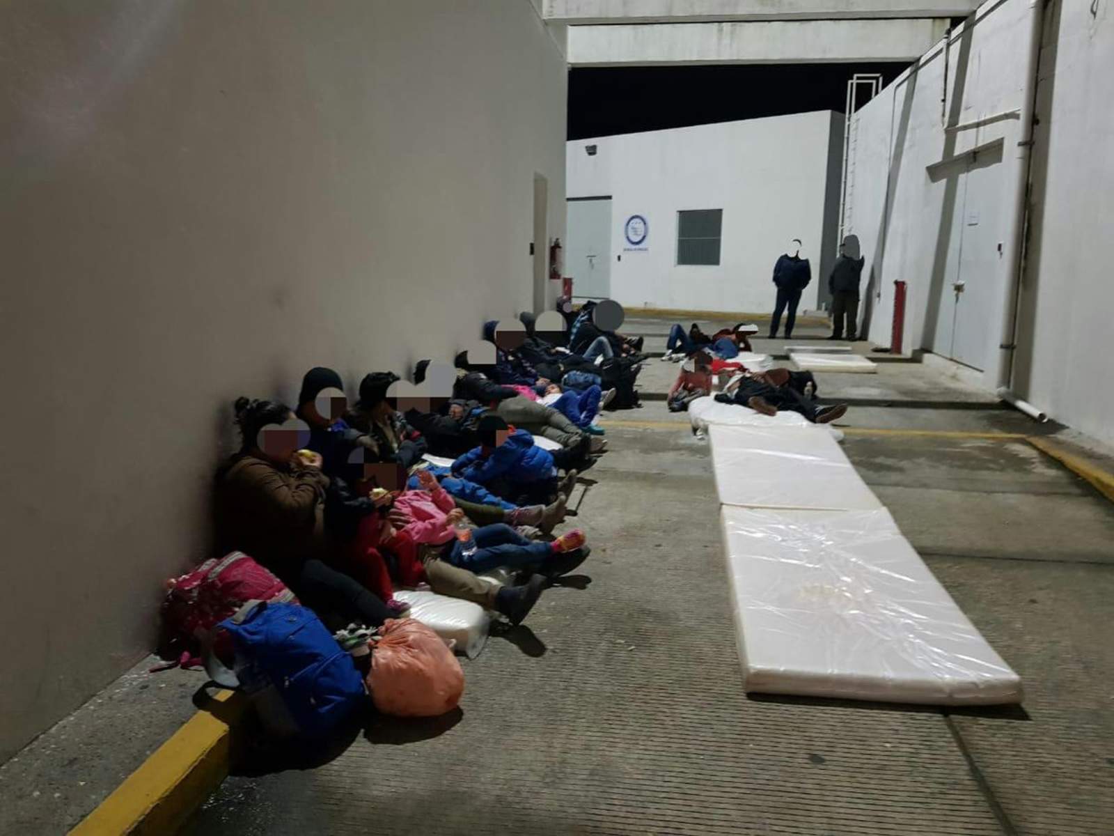 Agentes rescatan a 138 migrantes en Tabasco. Noticias en tiempo real