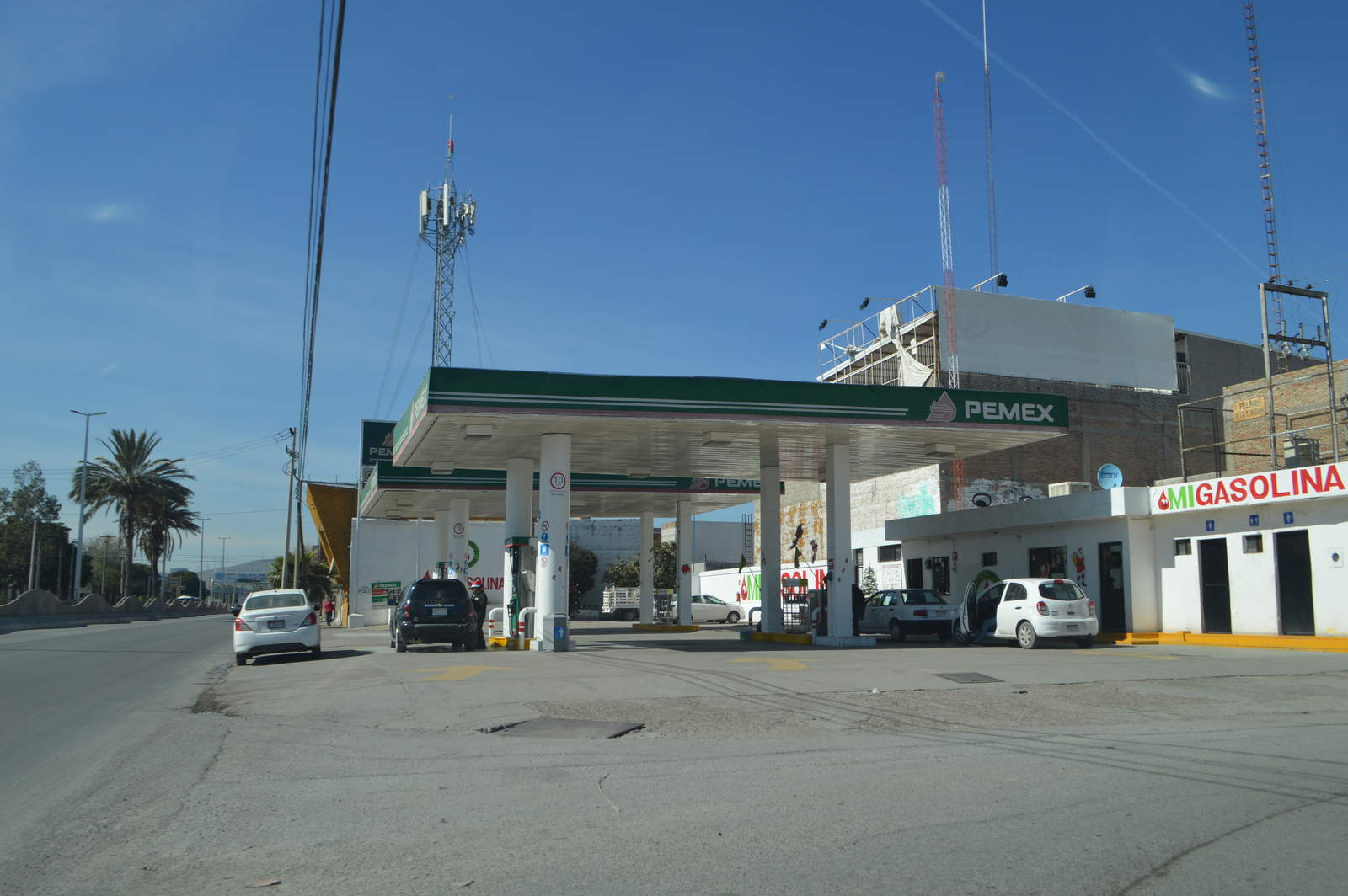 Roban gasolinera en centro de Torreón. Noticias en tiempo real