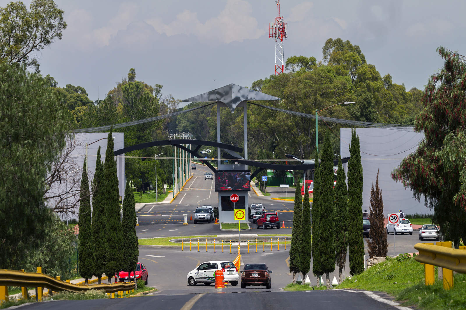 Ejército construirá pistas del aeropuerto en Santa Lucía. Noticias en tiempo real