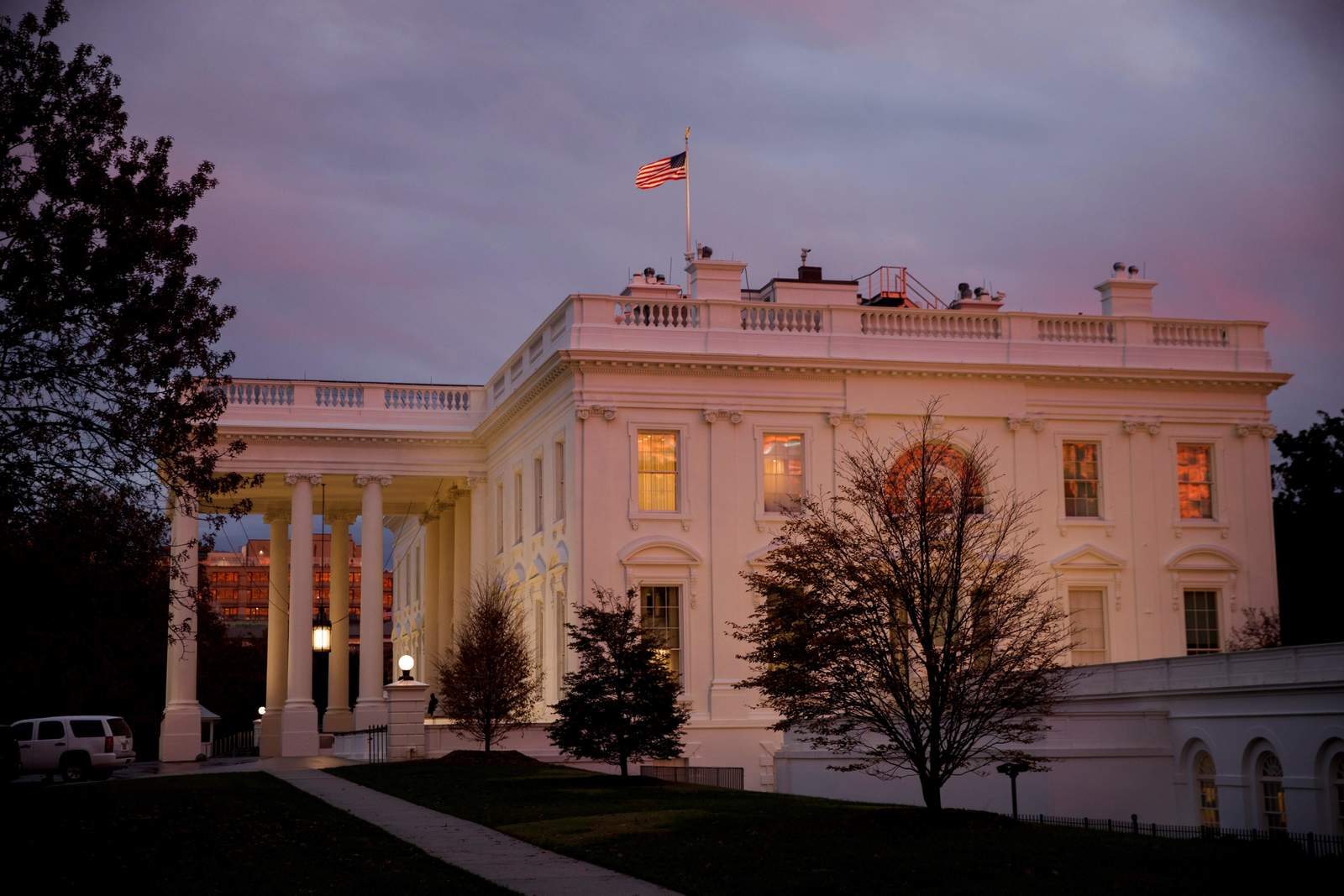 Casa Blanca y Congreso negocian para evitar cierre de gobierno. Noticias en tiempo real