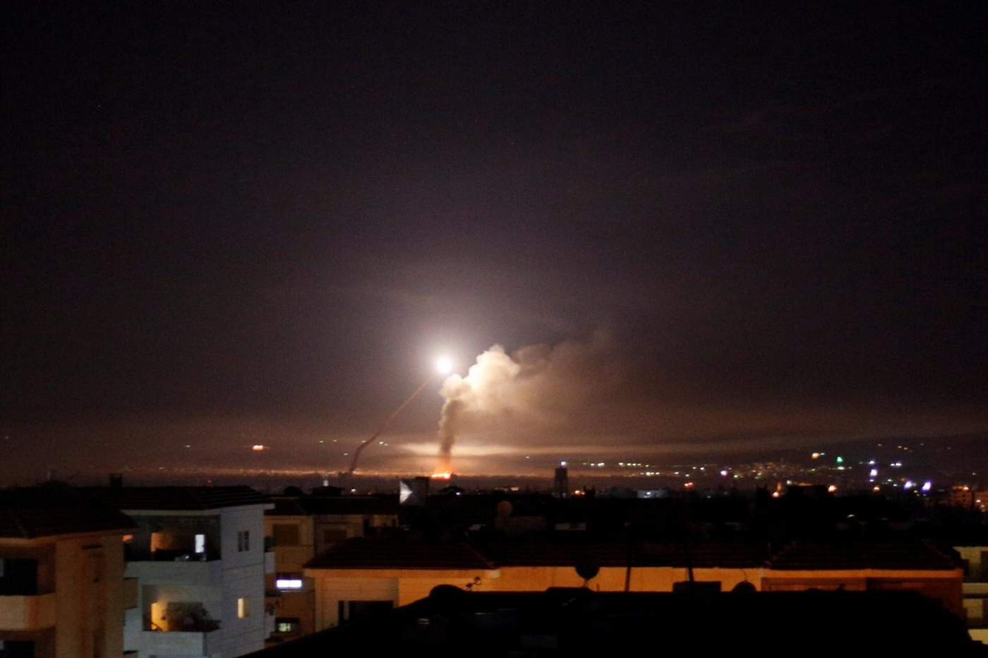 Defensas de Siria repelen posible ataque israelí cerca de Damasco. Noticias en tiempo real