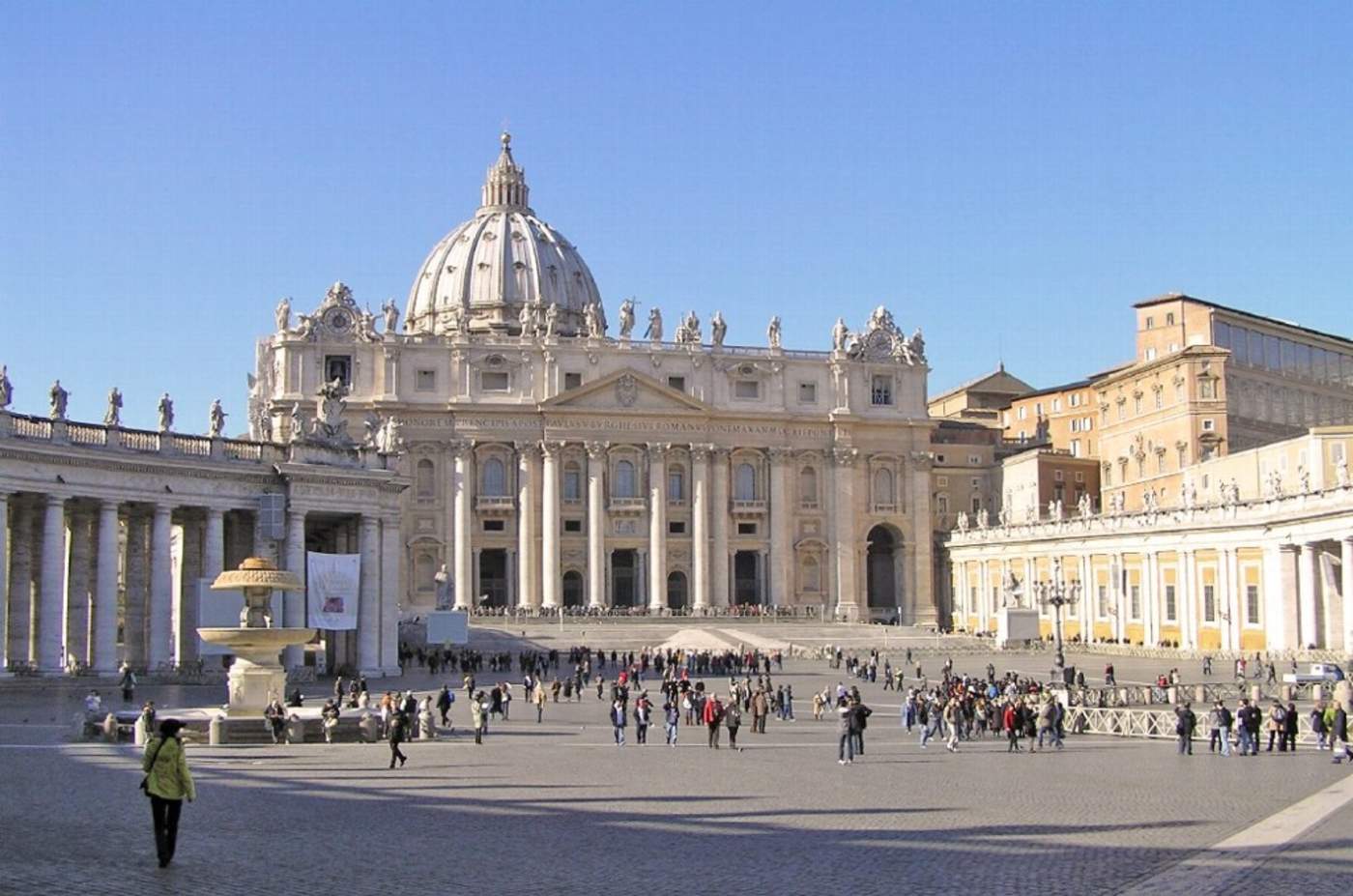 Vaticano emite histórica condena por lavado de dinero. Noticias en tiempo real