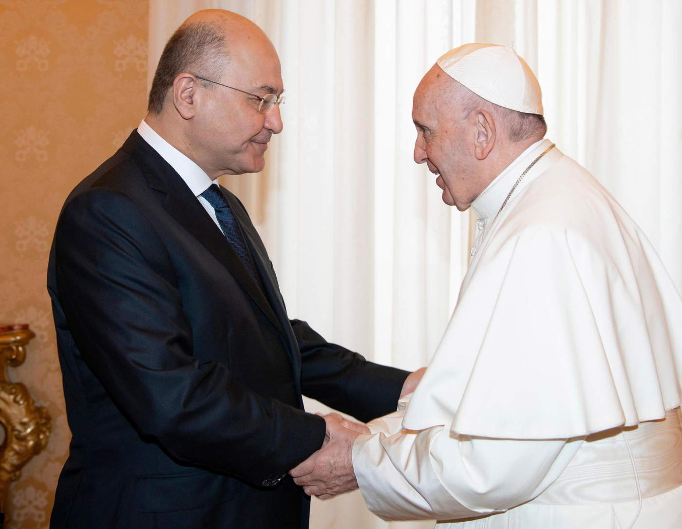 Presidente de Irak invita al Papa Francisco a visitar el país. Noticias en tiempo real
