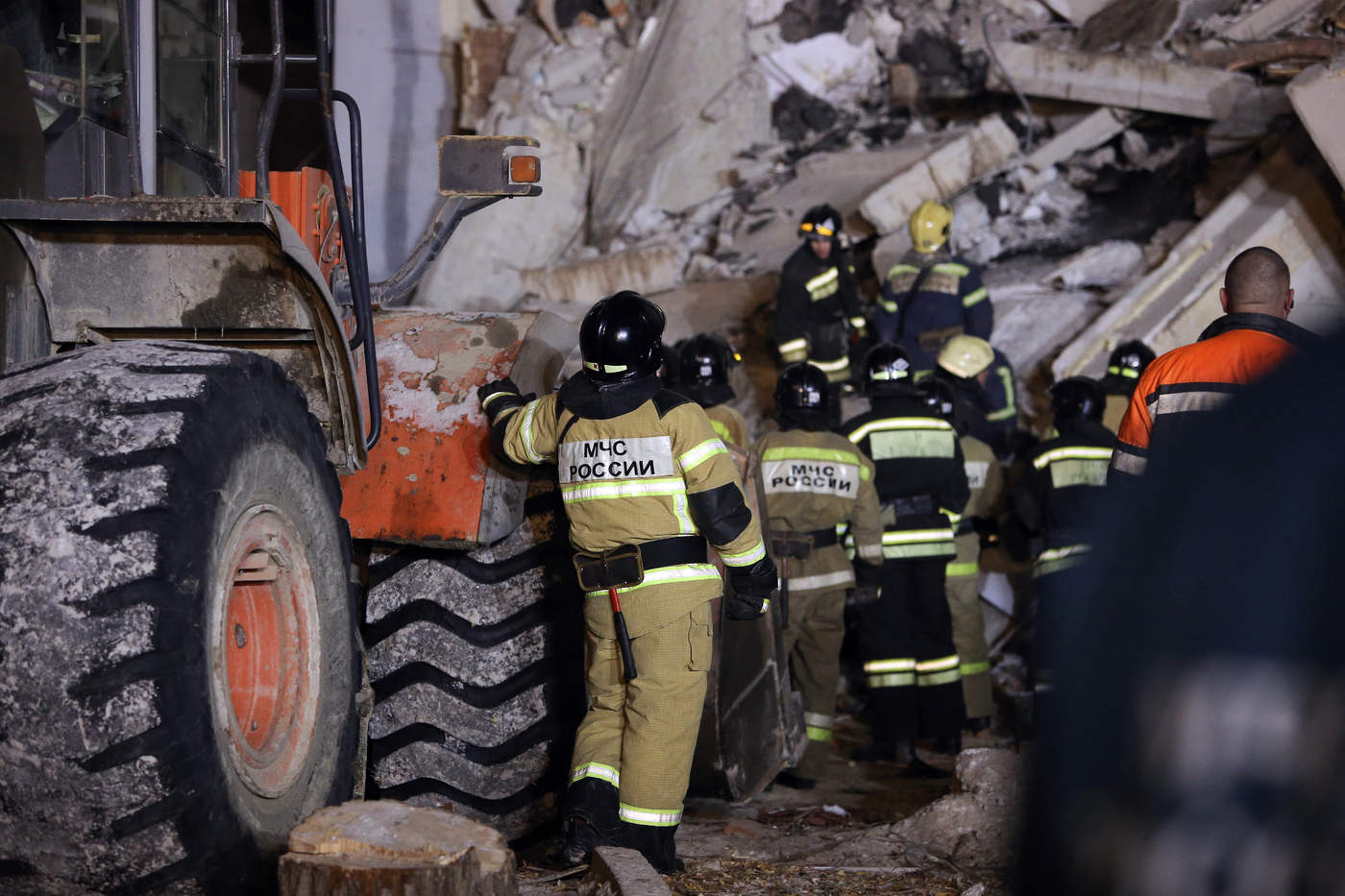 Se derrumba edificio de apartamentos en Rusia; 4 muertos. Noticias en tiempo real