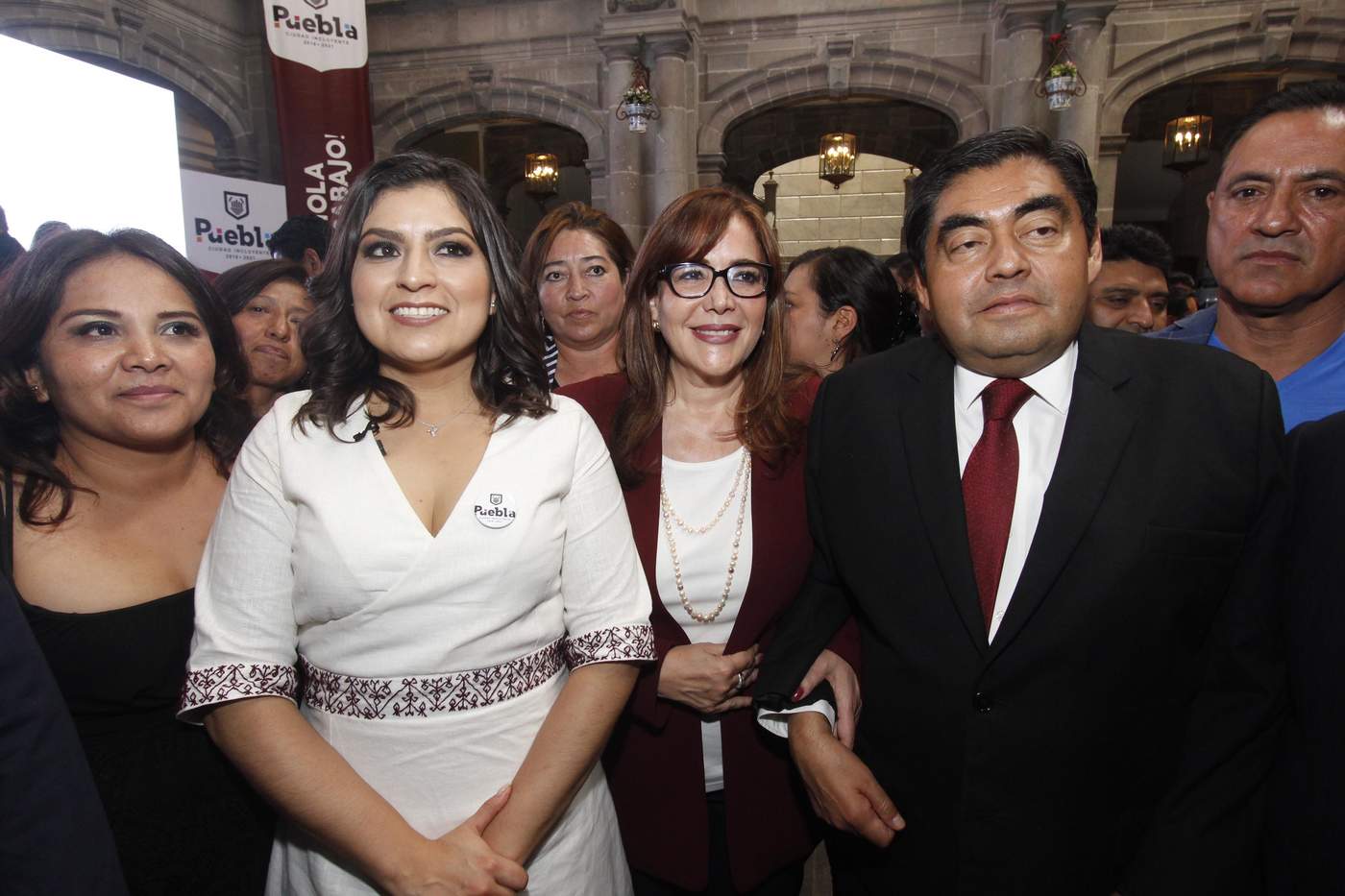 Morena repetirá a Barbosa para elección extraordinaria en Puebla. Noticias en tiempo real