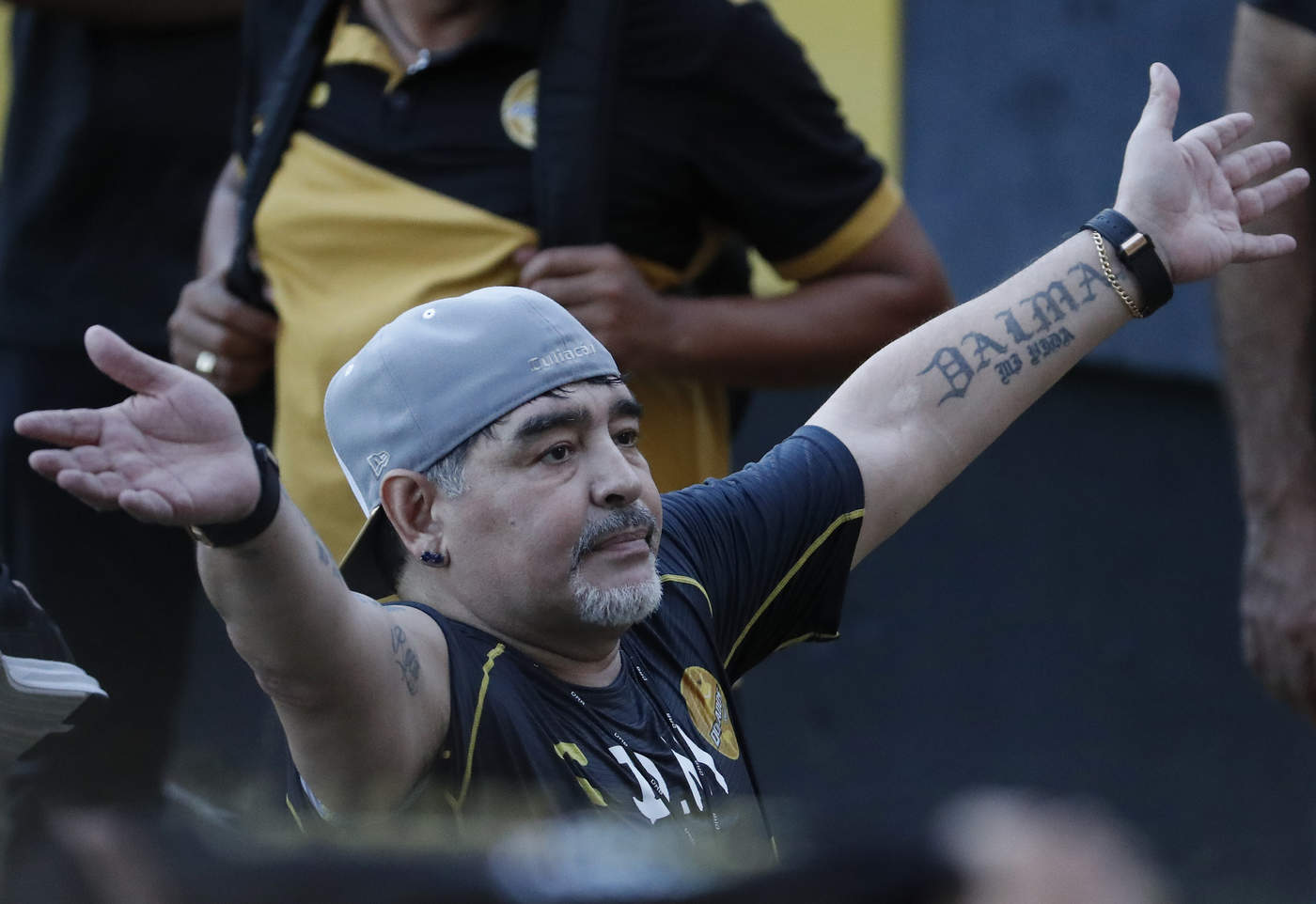Diego Maradona es operado con éxito en Argentina. Noticias en tiempo real