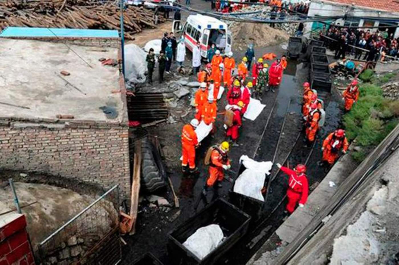 Sube a 21 personas muertas tras accidente en mina de China. Noticias en tiempo real