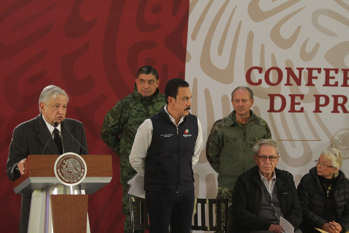 López Obrador respalda actuación de militares en Tlahuelilpan. Noticias en tiempo real