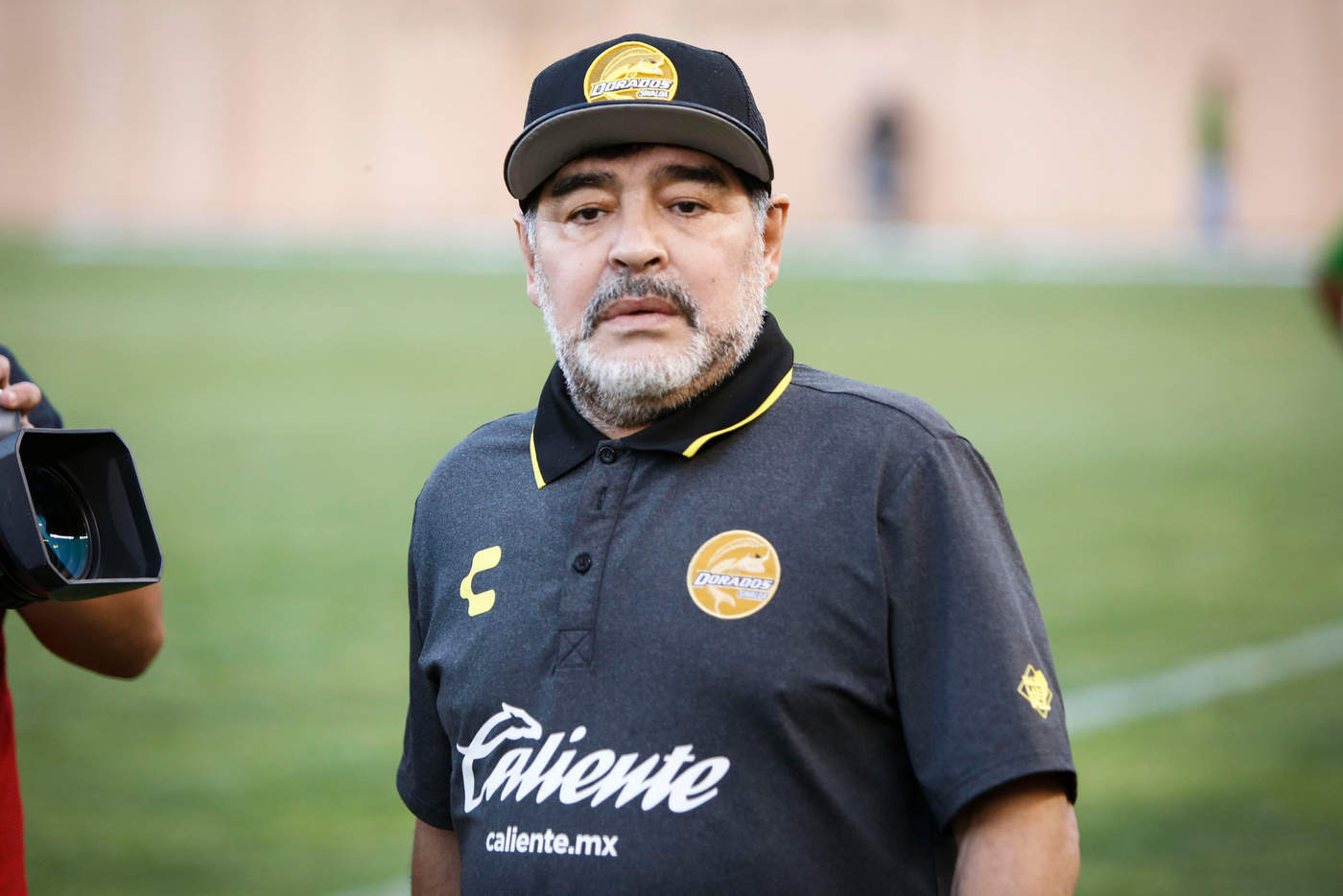 Dios quiera que Sala se haya quedado dormido, dice Maradona. Noticias en tiempo real