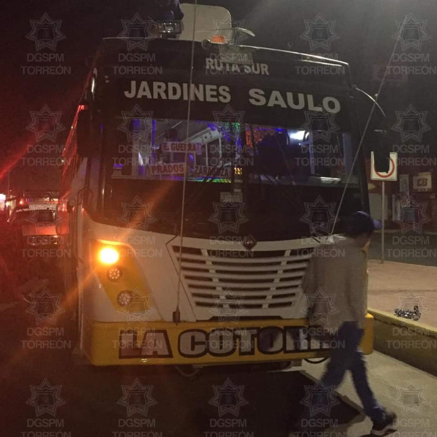 Chofer de autobús protagoniza persecución en Torreón. Noticias en tiempo real