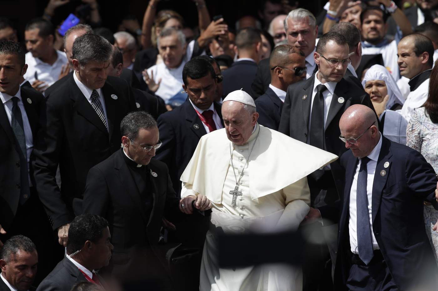 Papa Francisco considera a la Iglesia católica herida por pecado. Noticias en tiempo real