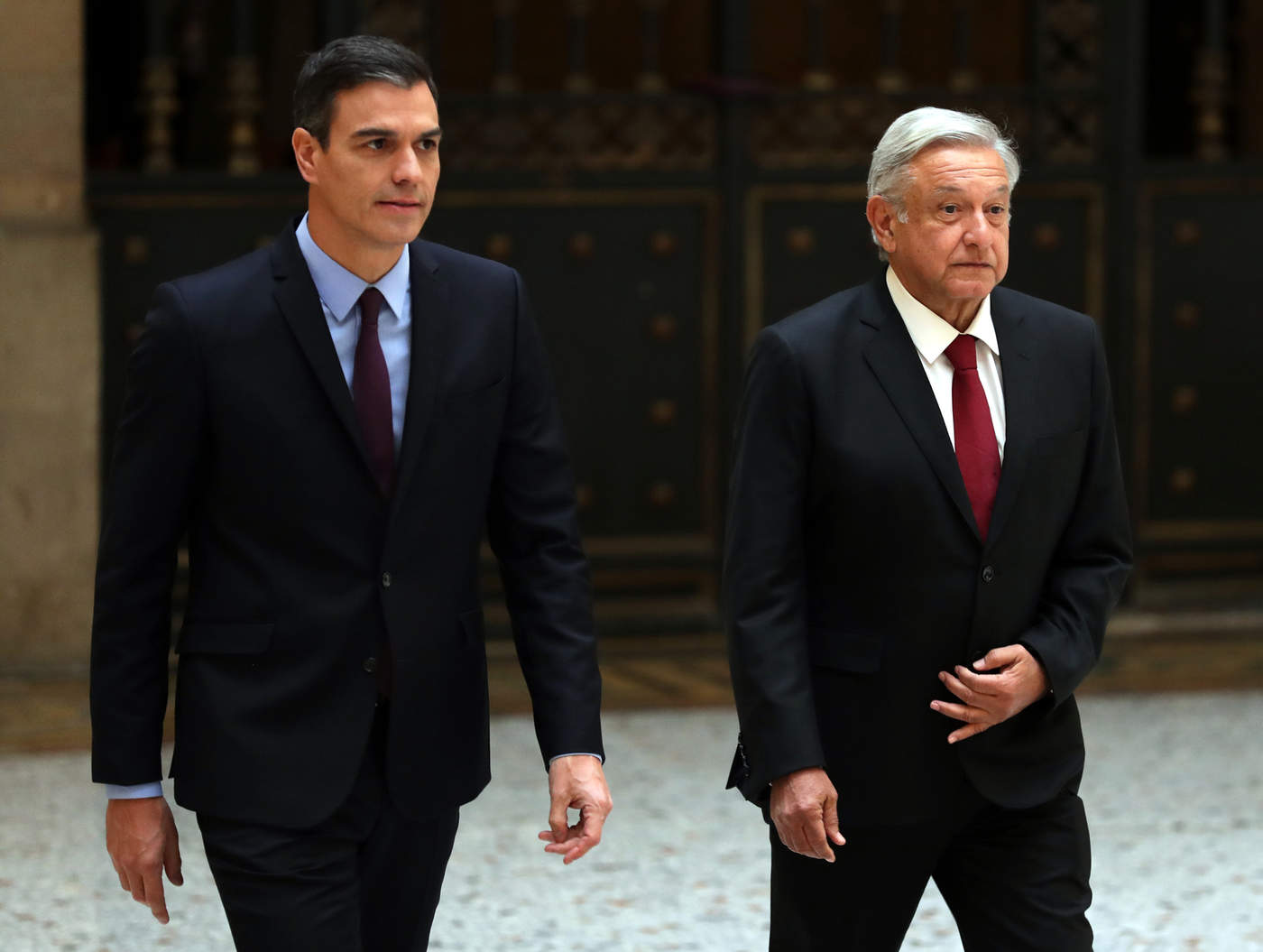 Pedro Sánchez regala a AMLO acta de nacimiento de su abuelo. Noticias en tiempo real