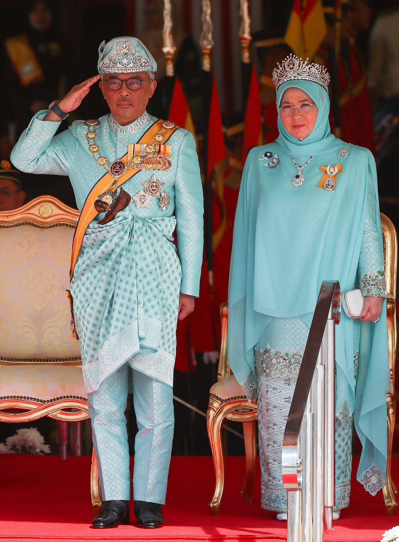 El sultán de Pahang asciende al trono en Malasia. Noticias en tiempo real
