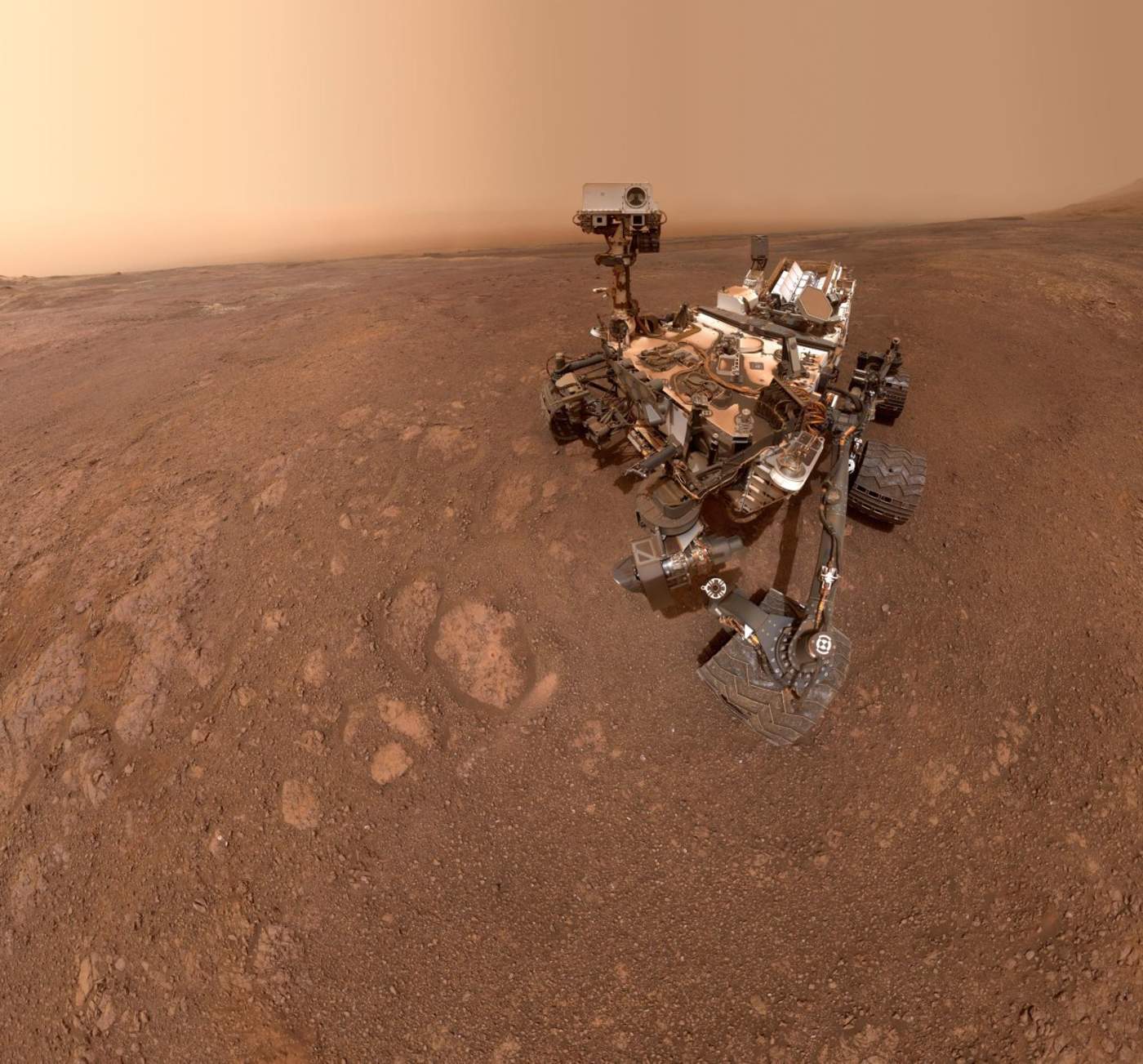 NASA difunde imágenes tomadas por el Curiosity en Marte. Noticias en tiempo real