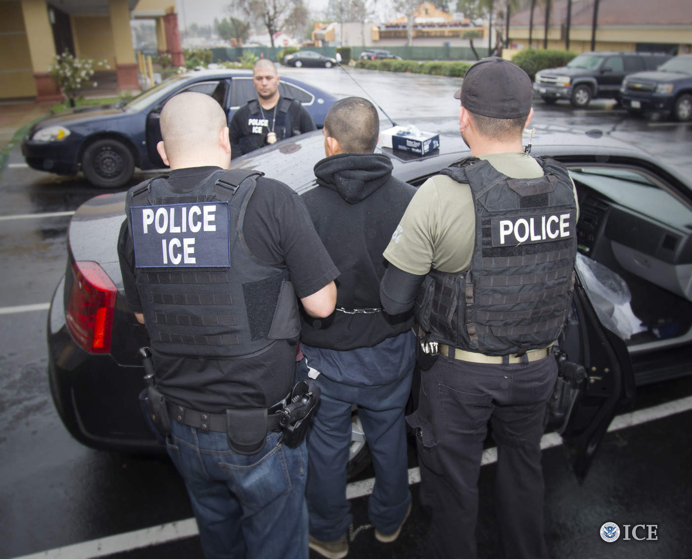 Arrestos de migrantes en frontera de EUA subió 290% desde octubre. Noticias en tiempo real