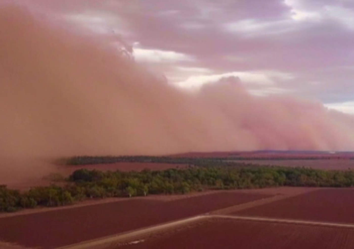 VIDEO Captan impresionante tormenta de arena