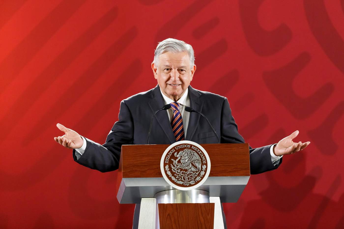Obrador vuelve a mencionar consulta contra expresidentes. Noticias en tiempo real