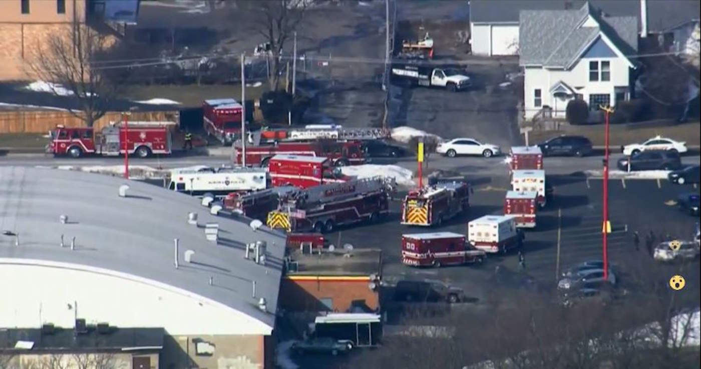 Reportan heridos por tiroteo en Aurora, Illinois. Noticias en tiempo real