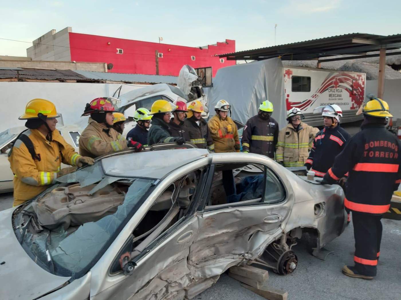 Imparten curso de extracción vehicular en Cruz Roja Torreón. Noticias en tiempo real