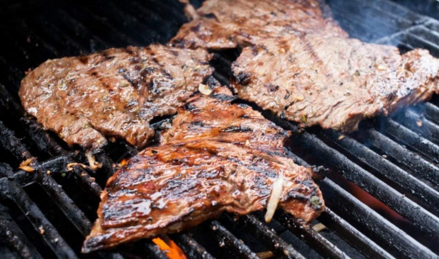 Hacer carne asada contamina más que un automóvil. Noticias en tiempo real