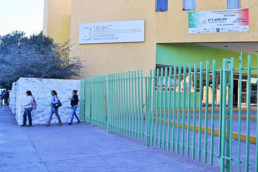 Suspenden clases en UAdeC Torreón por supuesta amenaza armada. Noticias en tiempo real