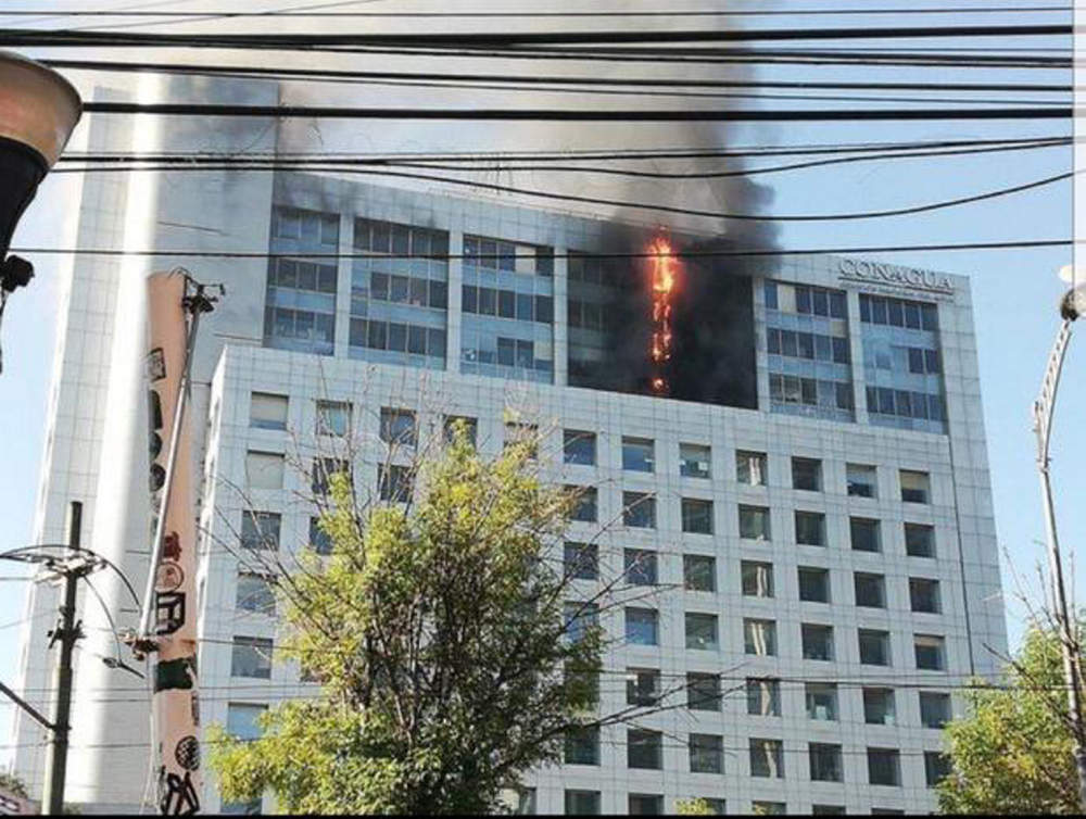 Investigan causas del incendio en edificio de Conagua. Noticias en tiempo real