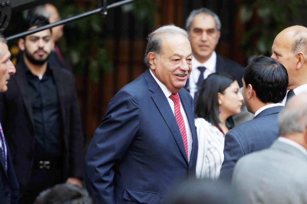 Carlos Slim planea retirarse de actividad empresarial: AMLO. Noticias en tiempo real