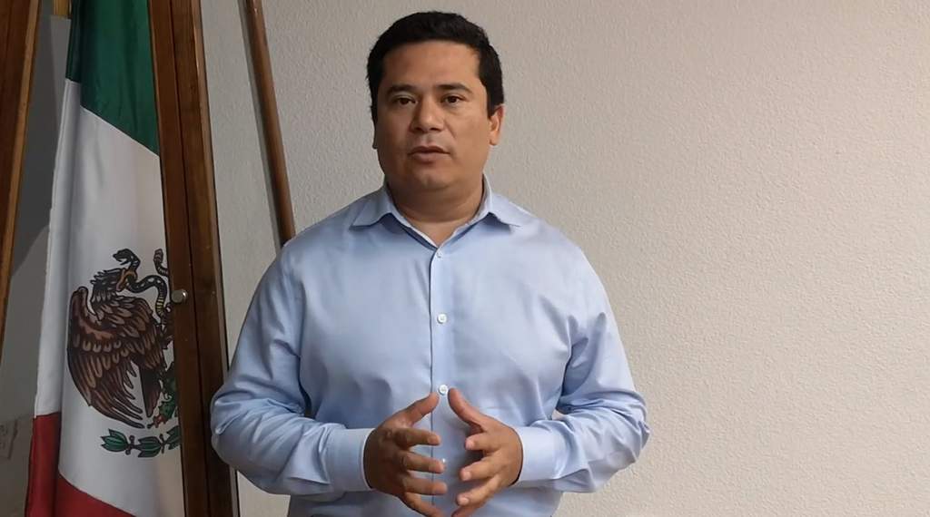 No caigamos en falsos debates, dice Reyes Flores sobre cuenca lechera. Noticias en tiempo real