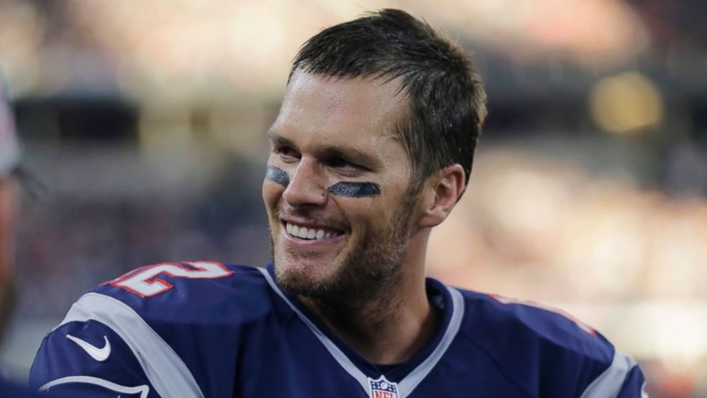 Tom Brady bromea sobre retiro de la NFL. Noticias en tiempo real