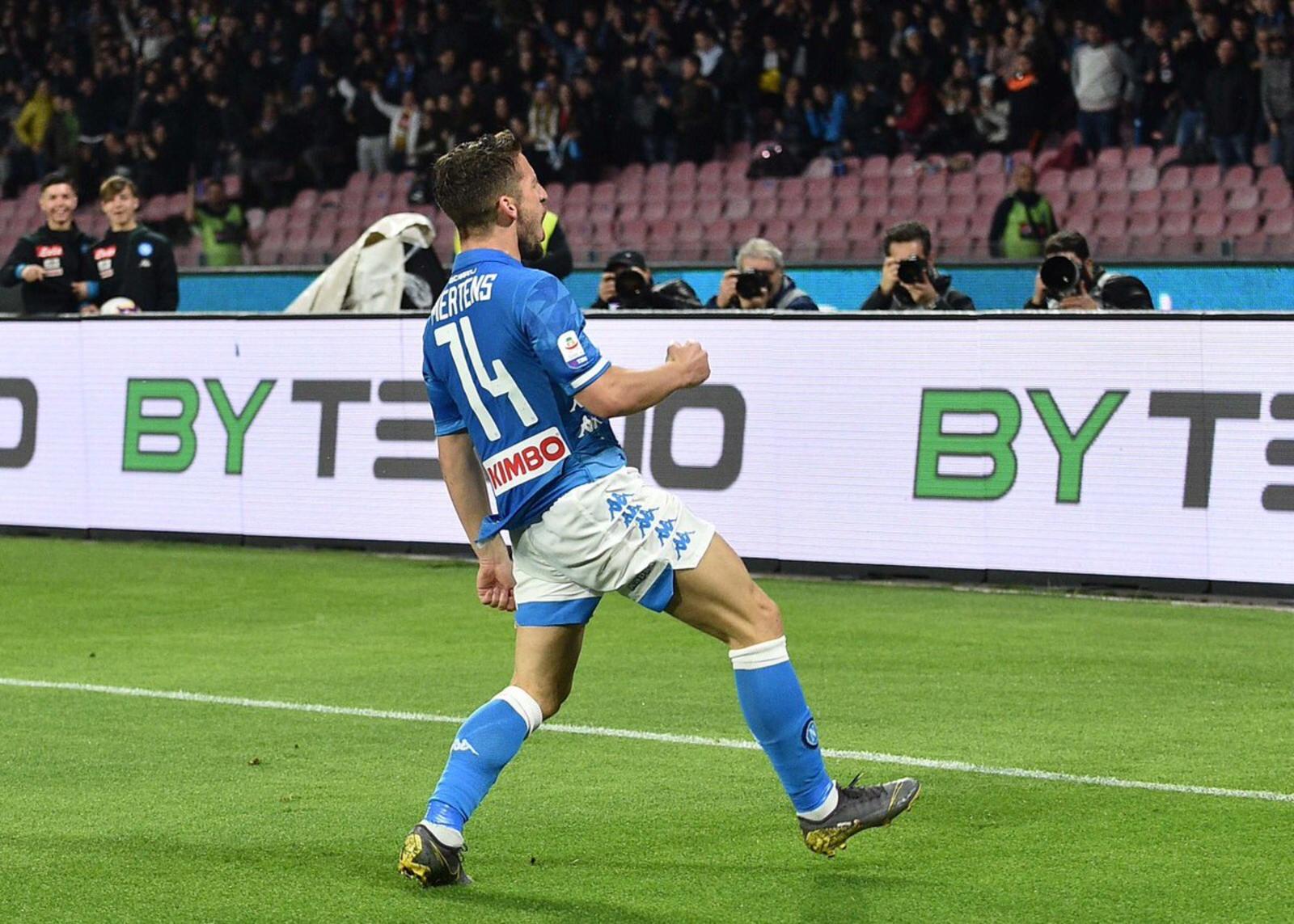 Napoli deja a merced el título para la Juventus. Noticias en tiempo real