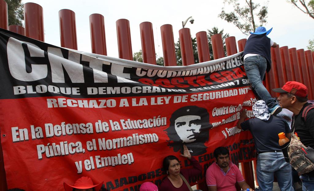 CNTE amaga con paro nacional y movilizaciones. Noticias en tiempo real