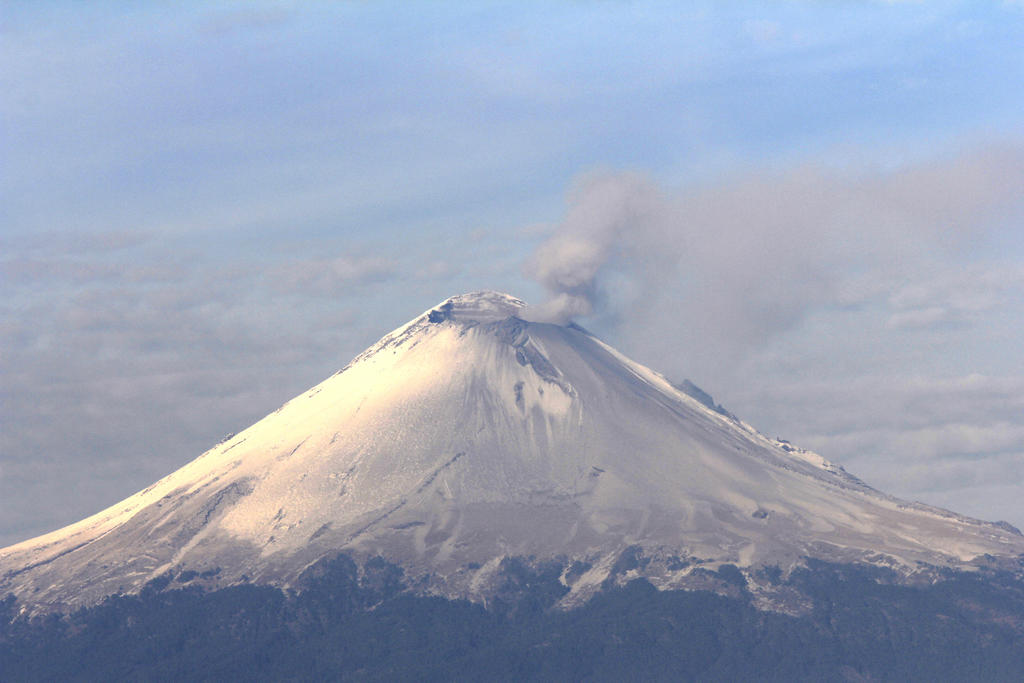 Reportan ligera actividad en el volcán Popocatépetl. Noticias en tiempo real