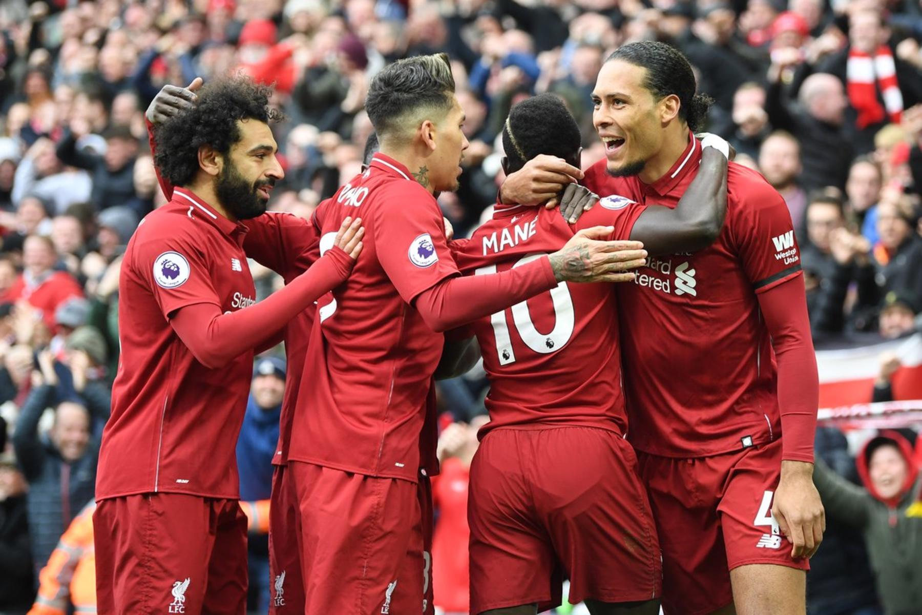 Mané y Salah recuperan la cima de la Premier para Liverpool. Noticias en tiempo real