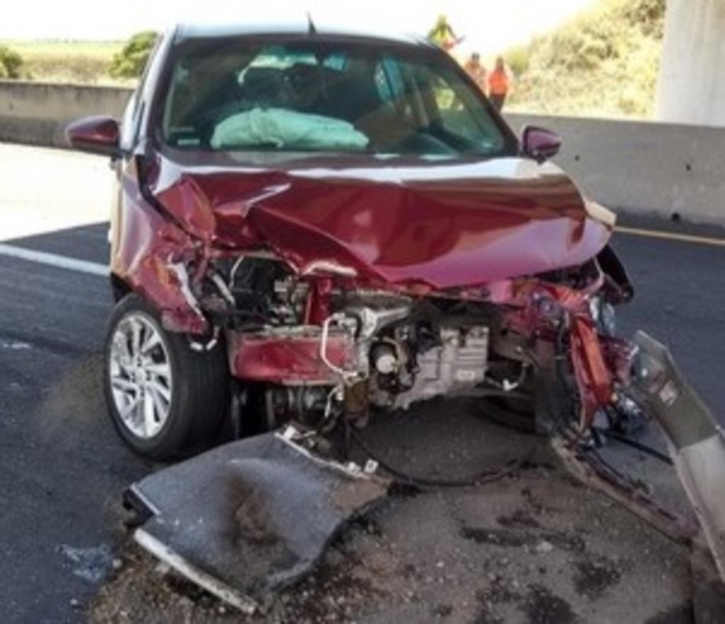 Choque en la autopista Gómez Palacio-Durango deja dos lesionados. Noticias en tiempo real