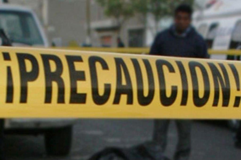 Asesinan a hombres mientras cenaba en Iztapalapa. Noticias en tiempo real