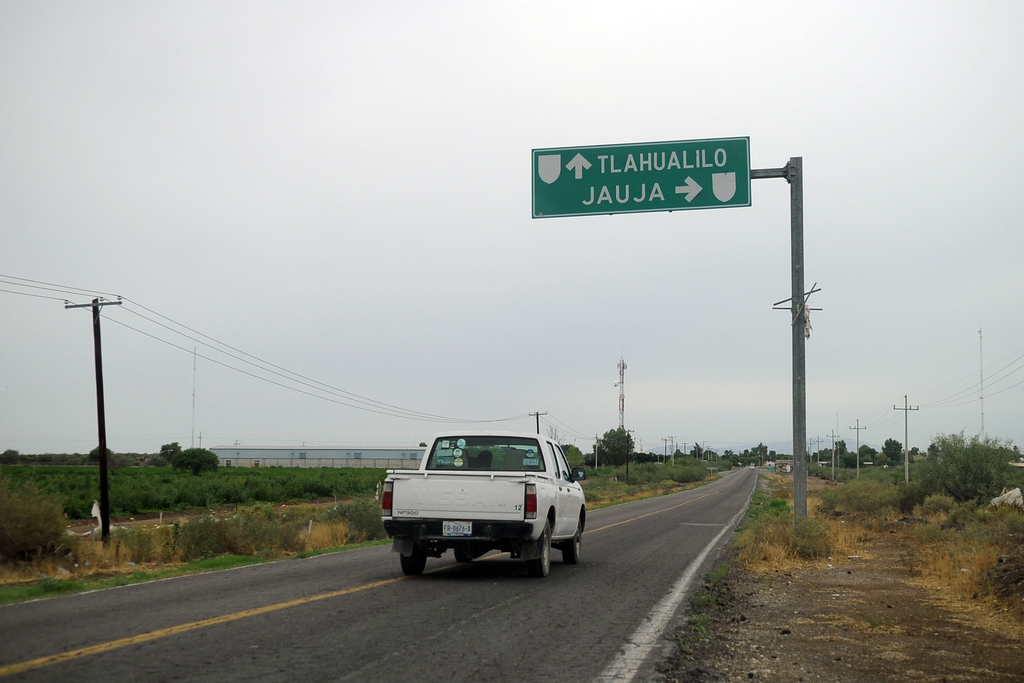 Faltan señalamientos en carretera a Tlahualilo. Noticias en tiempo real
