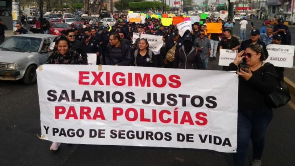 Policía de Michoacán en paro; pide salida del titular. Noticias en tiempo real
