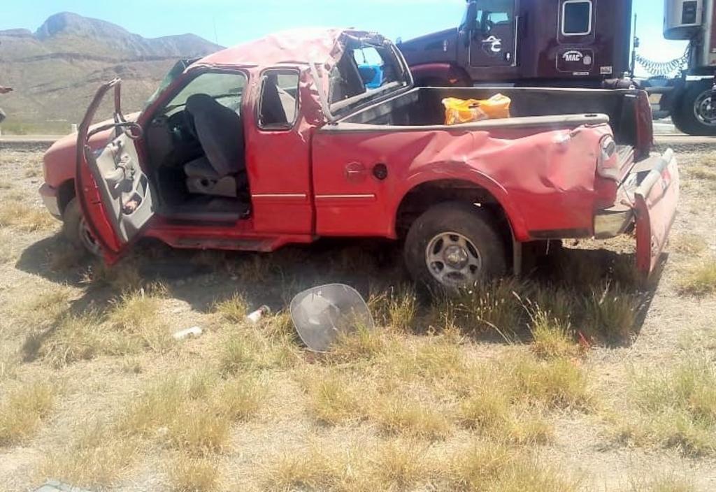 Volcadura en autopista Durango-Gómez Palacio deja 4 lesionados. Noticias en tiempo real